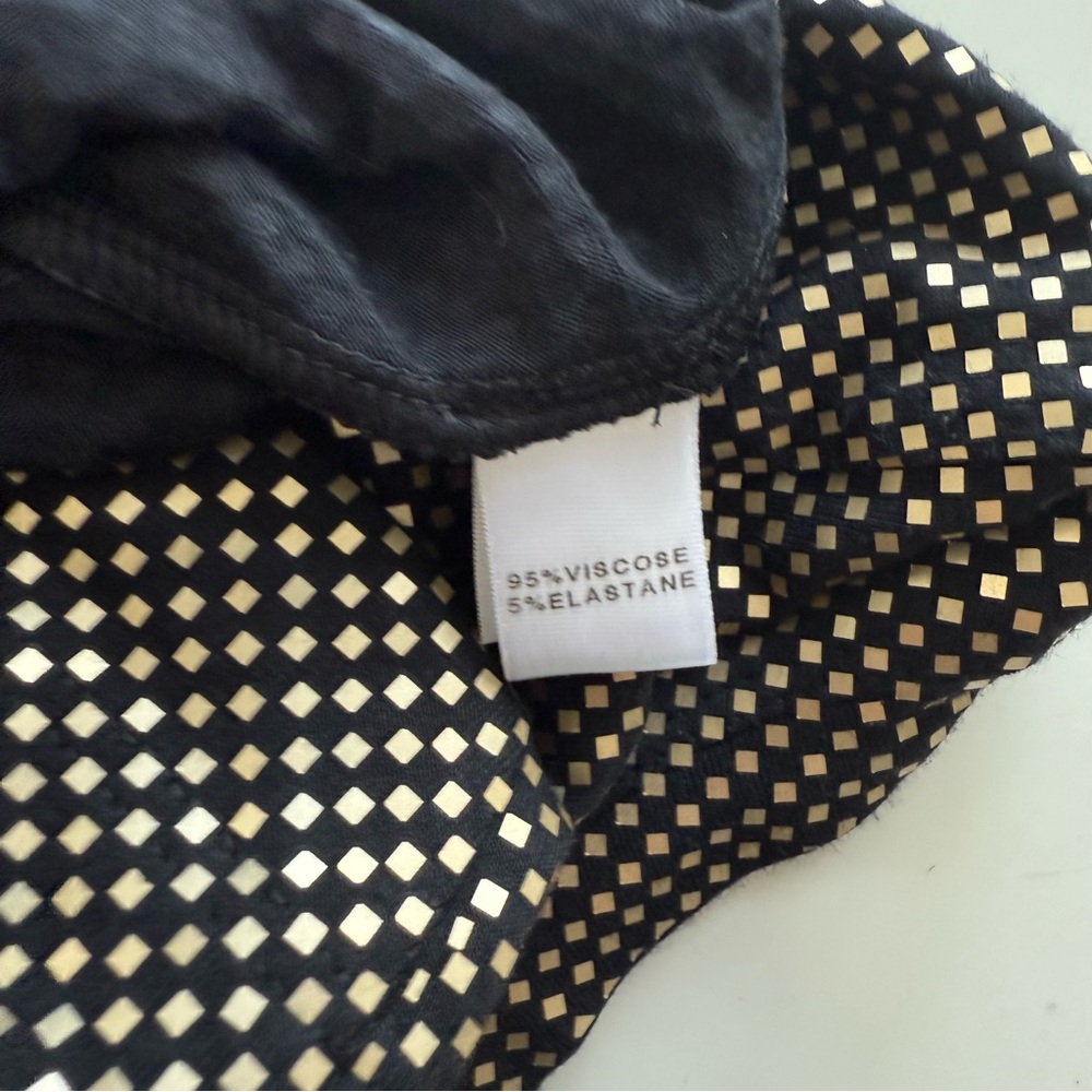 St. John's Tank Bundle Size Medium - image 4